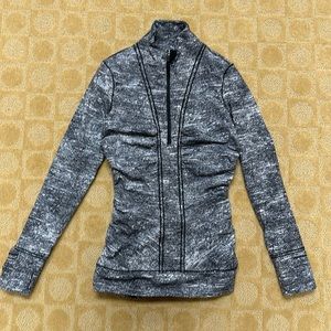 Lululemon half zip top